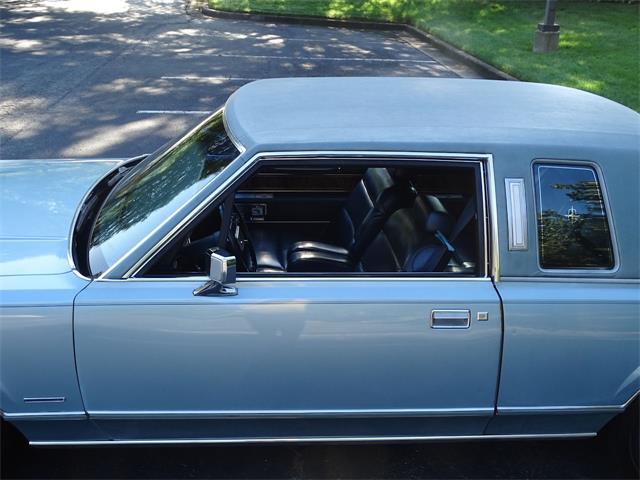 1981 Lincoln Town Car (CC-1372546) for sale in O'Fallon, Illinois
