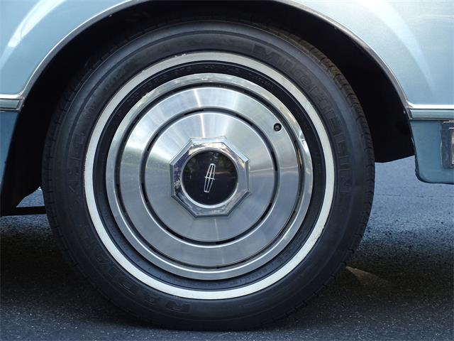 1981 Lincoln Town Car (CC-1372546) for sale in O'Fallon, Illinois