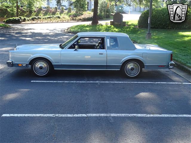 1981 Lincoln Town Car (CC-1372546) for sale in O'Fallon, Illinois