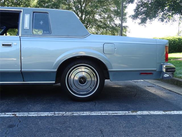 1981 Lincoln Town Car (CC-1372546) for sale in O'Fallon, Illinois