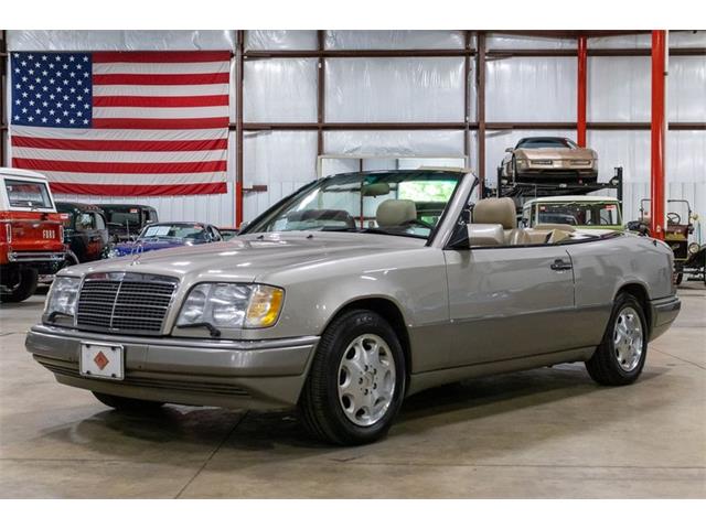 1995 Mercedes-Benz E320 (CC-1374863) for sale in Kentwood, Michigan