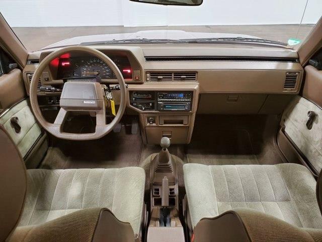 Bán Toyota Camry đời 1986 màu xám xe nhập