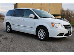 2014 Chrysler Town & Country (CC-1386196) for sale in Hilton, New York