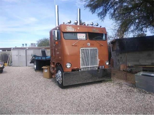 1972 Freightliner Brubaker (CC-1387137) for sale in Cadillac, Michigan