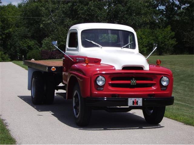 1955 International R172 (CC-1387150) for sale in Cadillac, Michigan