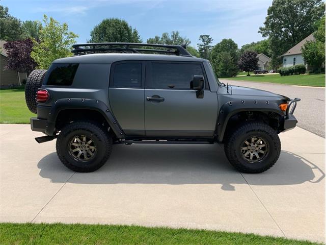 2014 Toyota FJ Cruiser (CC-1380861) for sale in Holland , Michigan