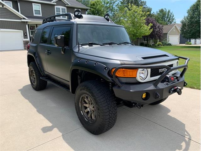 2014 Toyota FJ Cruiser (CC-1380861) for sale in Holland , Michigan