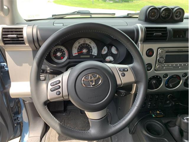 2014 Toyota FJ Cruiser (CC-1380861) for sale in Holland , Michigan