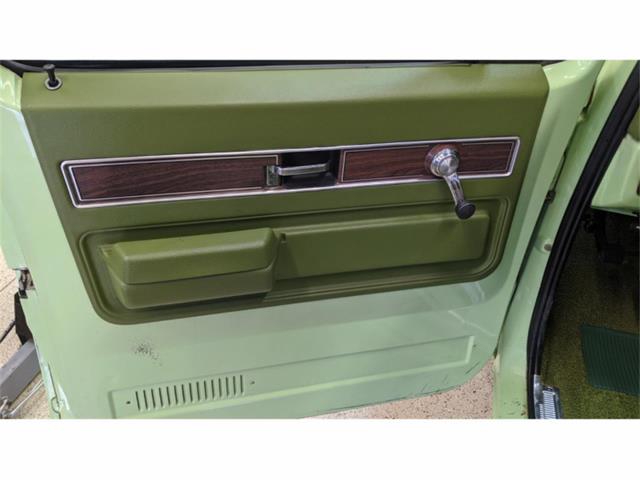 1976 c10 on sale door panels