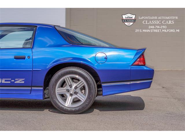 1989 Chevrolet Camaro IROC-Z (CC-1410015) for sale in Milford, Michigan