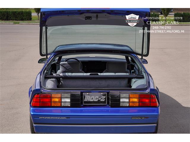 1989 Chevrolet Camaro IROC-Z (CC-1410015) for sale in Milford, Michigan