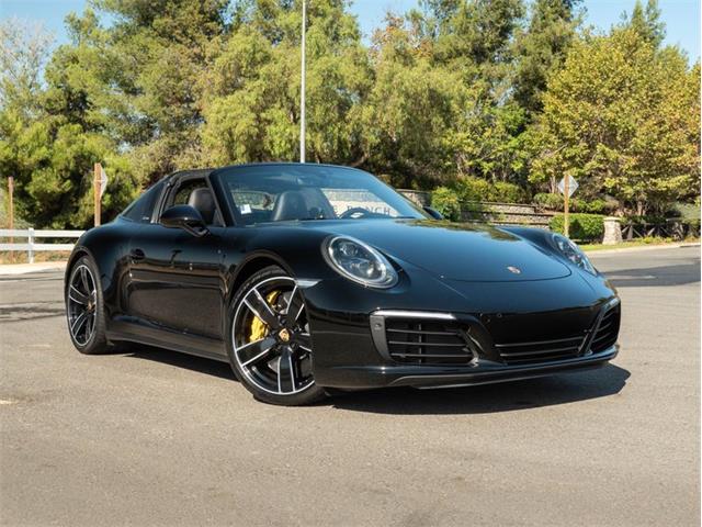 2018 Porsche 911 (CC-1410210) for sale in Fallbrook, California
