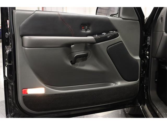 2004 silverado door deals panel