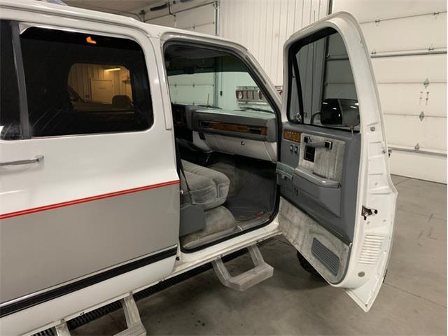 1989 Chevrolet Suburban (CC-1415577) for sale in Holland , Michigan