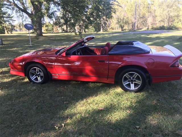 1987 Chevrolet Camaro IROC Z28 (CC-1418246) for sale in Waterford, Wisconsin