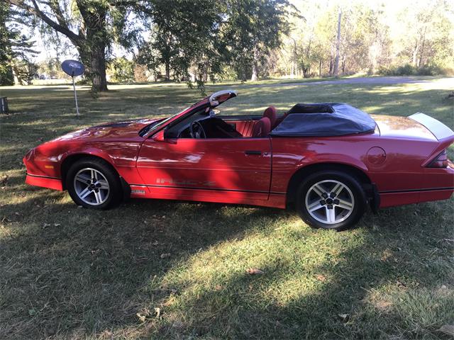 1987 Chevrolet Camaro IROC Z28 (CC-1418246) for sale in Waterford, Wisconsin