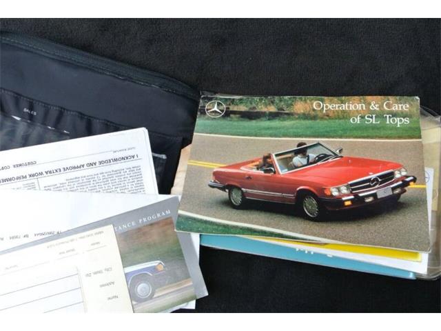 19 Mercedes Benz 560sl For Sale Classiccars Com Cc