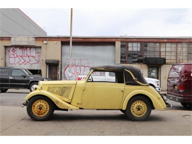 Miniature Esval Model 1/43 – Adler Trumpf Junior Taxi Vienne 1939 – Bleu Foncé