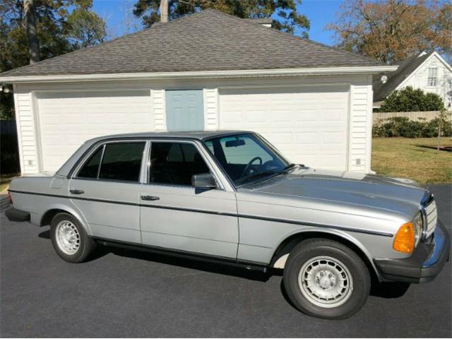 1982 Mercedes-Benz 300D (CC-1431437) for sale in Cadillac, Michigan