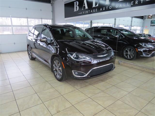 2017 Chrysler Pacifica (CC-1435725) for sale in St. Charles, Illinois