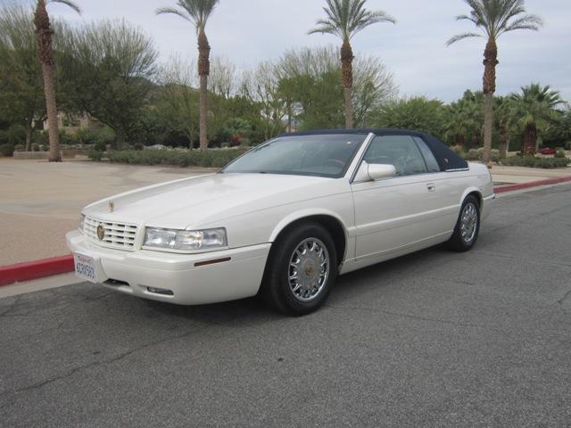 2001 Cadillac Eldorado (CC-1439995) for sale in Palm Springs, California