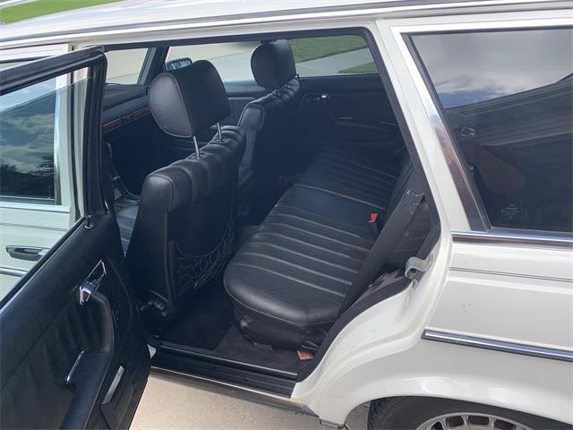 1983 Mercedes-Benz 300TD (CC-1446389) for sale in Lincoln, Nebraska