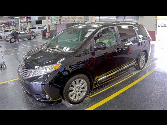 2017 Toyota Sienna (CC-1453787) for sale in Hilton, New York