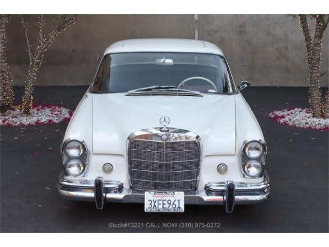 1964 Mercedes-Benz 300SE (CC-1455130) for sale in Beverly Hills, California