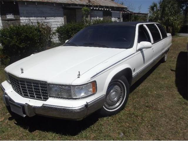 1996 Cadillac Fleetwood (CC-1465864) for sale in Cadillac, Michigan