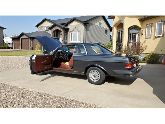 1985 Mercedes-Benz 300CD (CC-1467568) for sale in Medicine Hat, Alberta