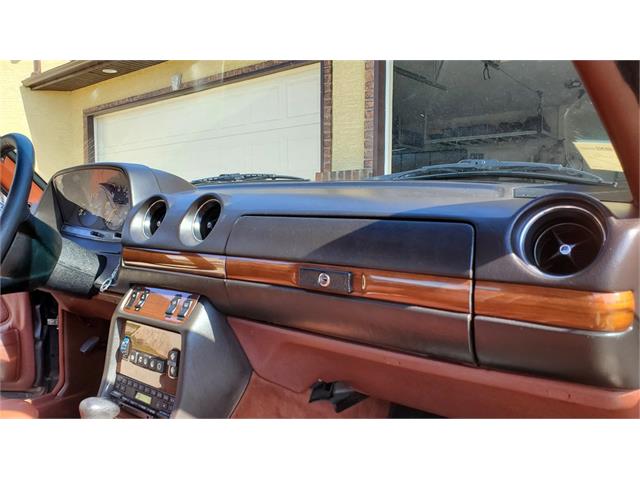 1985 Mercedes-Benz 300CD (CC-1467568) for sale in Medicine Hat, Alberta