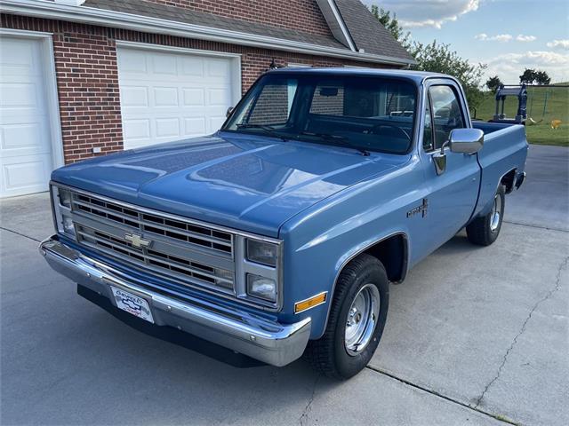 1986 Chevrolet C10 (CC-1469497) for sale in Morristown , Tennessee