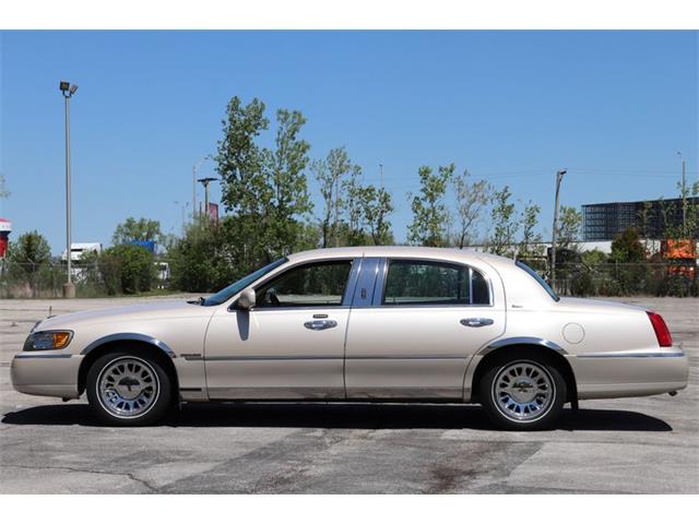 2001 Lincoln Town Car for Sale ClassicCars CC 1472200