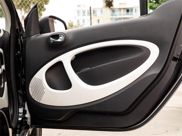 2016 Smart Fortwo (CC-1473552) for sale in Marina Del Rey, California