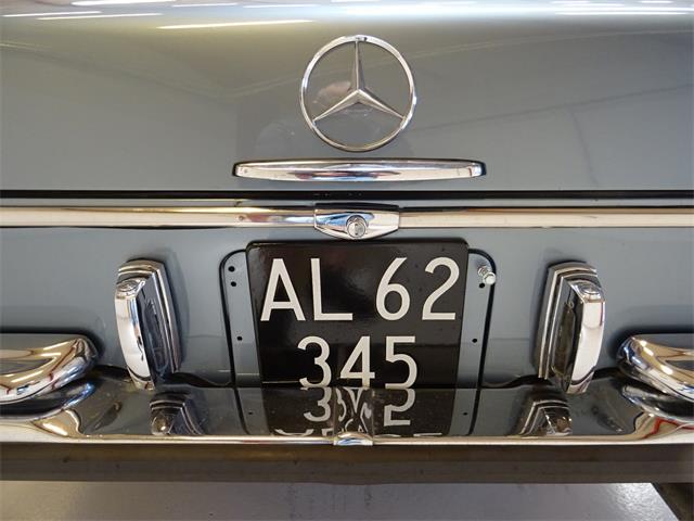 1970 Mercedes-Benz 280S (CC-1475990) for sale in Langeskov,  Denmark, Denmark