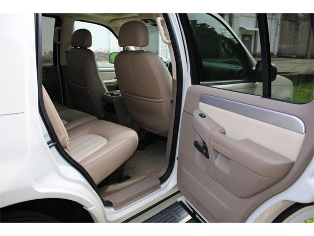 2004 Mercury Mountaineer (CC-1481664) for sale in Hilton, New York