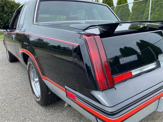 Curbside Musings: 1983 Oldsmobile Cutlass Supreme - Ups & Downs