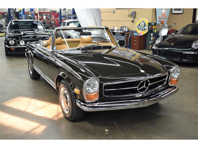 1970 Mercedes-Benz 280SL (CC-1485497) for sale in Huntington Station, New York