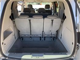 2010 Volkswagen Routan (CC-1487541) for sale in Thousand Oaks, California