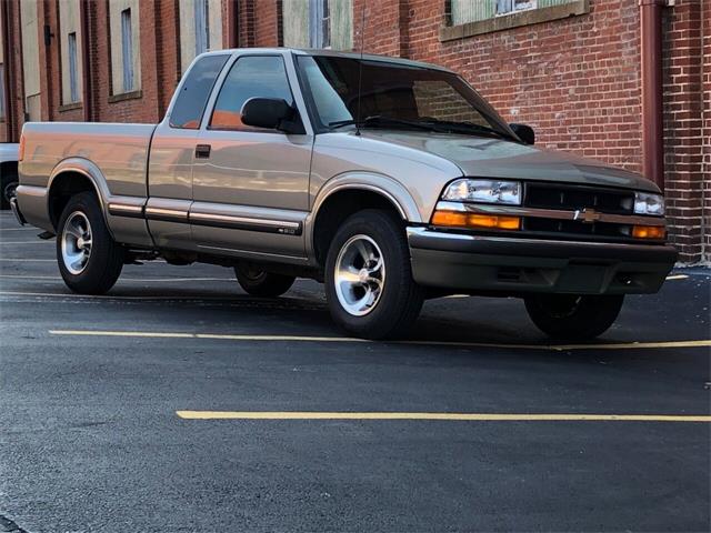 2001 Chevrolet S10 (CC-1491978) for sale in Saint Charles, Missouri
