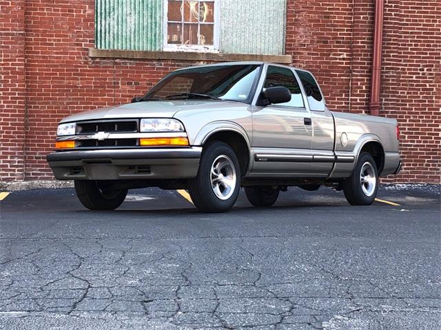 2001 Chevrolet S10 (CC-1491978) for sale in Saint Charles, Missouri