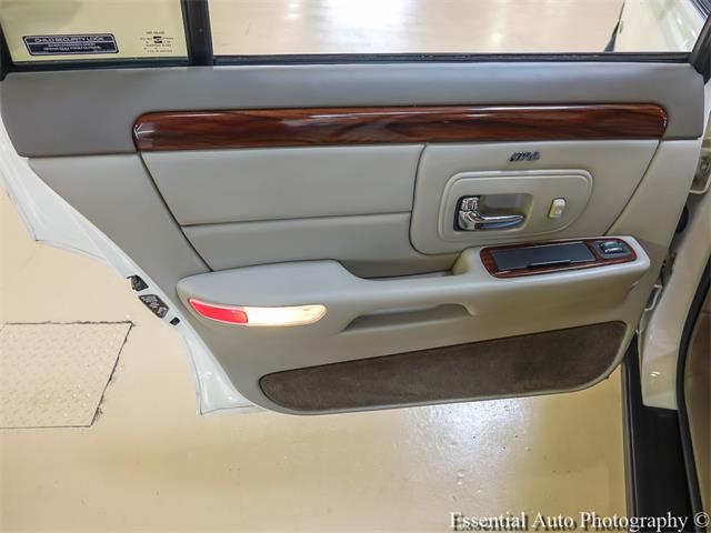 1997 Cadillac DeVille (CC-1492458) for sale in Downers Grove, Illinois
