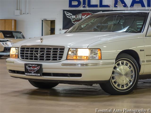 1997 Cadillac DeVille (CC-1492458) for sale in Downers Grove, Illinois
