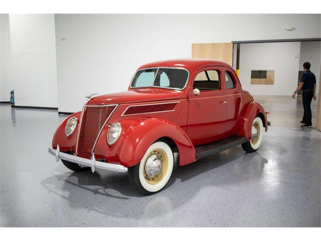 1937 ford slant back clipart