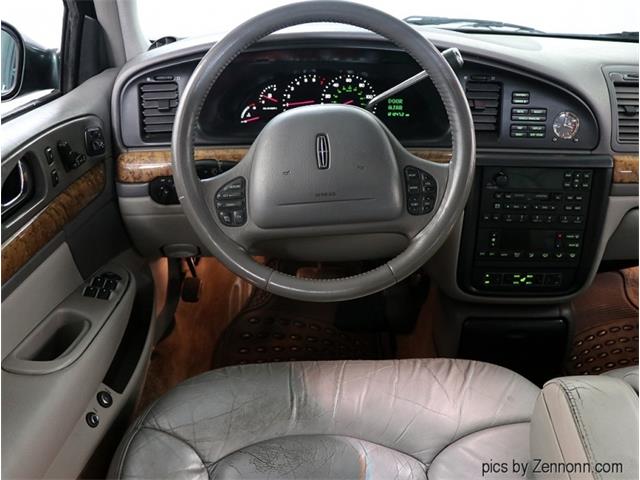 2000 Lincoln Continental (CC-1507732) for sale in Addison, Illinois