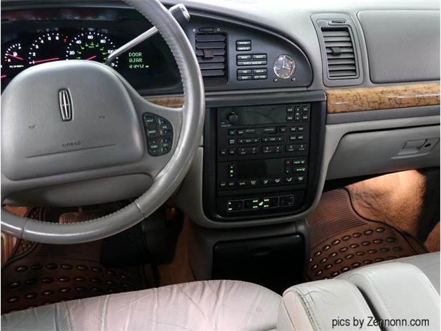 2000 Lincoln Continental (CC-1507732) for sale in Addison, Illinois