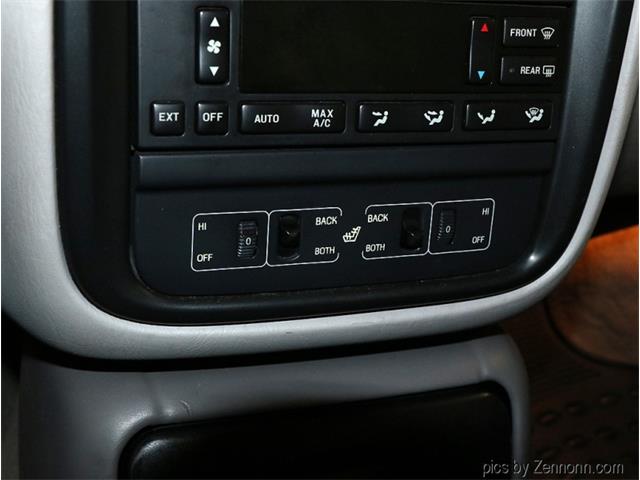 2000 Lincoln Continental (CC-1507732) for sale in Addison, Illinois