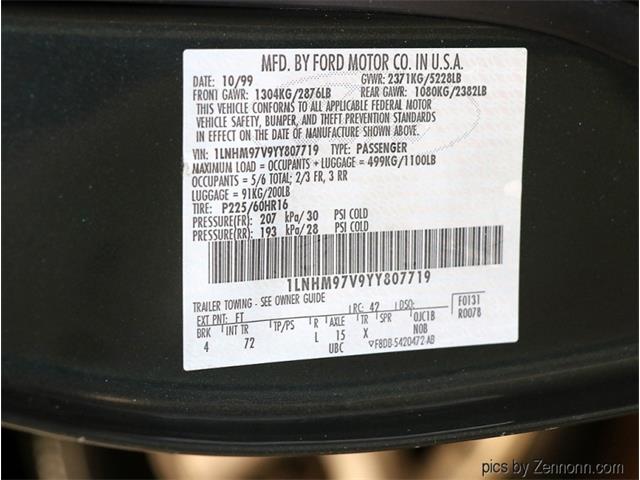 2000 Lincoln Continental (CC-1507732) for sale in Addison, Illinois