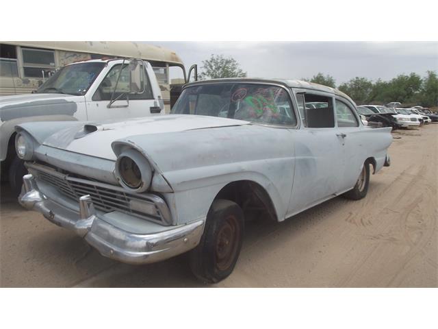 1957 Ford Fairlane (CC-1511000) for sale in Phoenix, Arizona