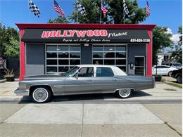 1976 Cadillac Fleetwood (CC-1511968) for sale in West Babylon, New York